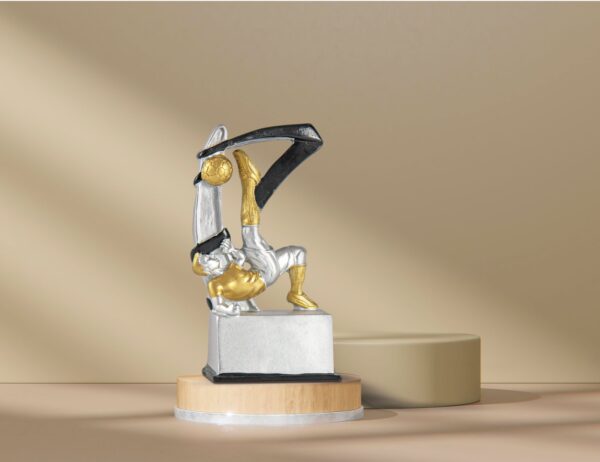 Figura deportiva de resina mini