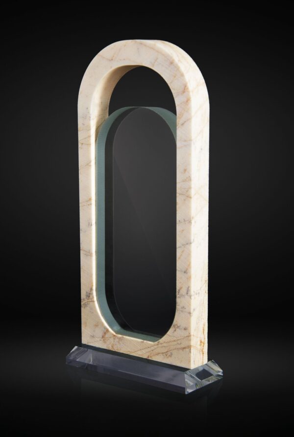 Trofeo de cristal oval con base makael