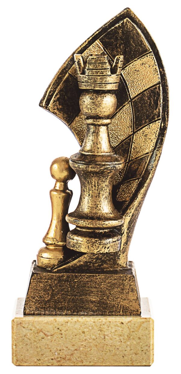 Trofeo de resina serie dorada ajedrez sobre manto